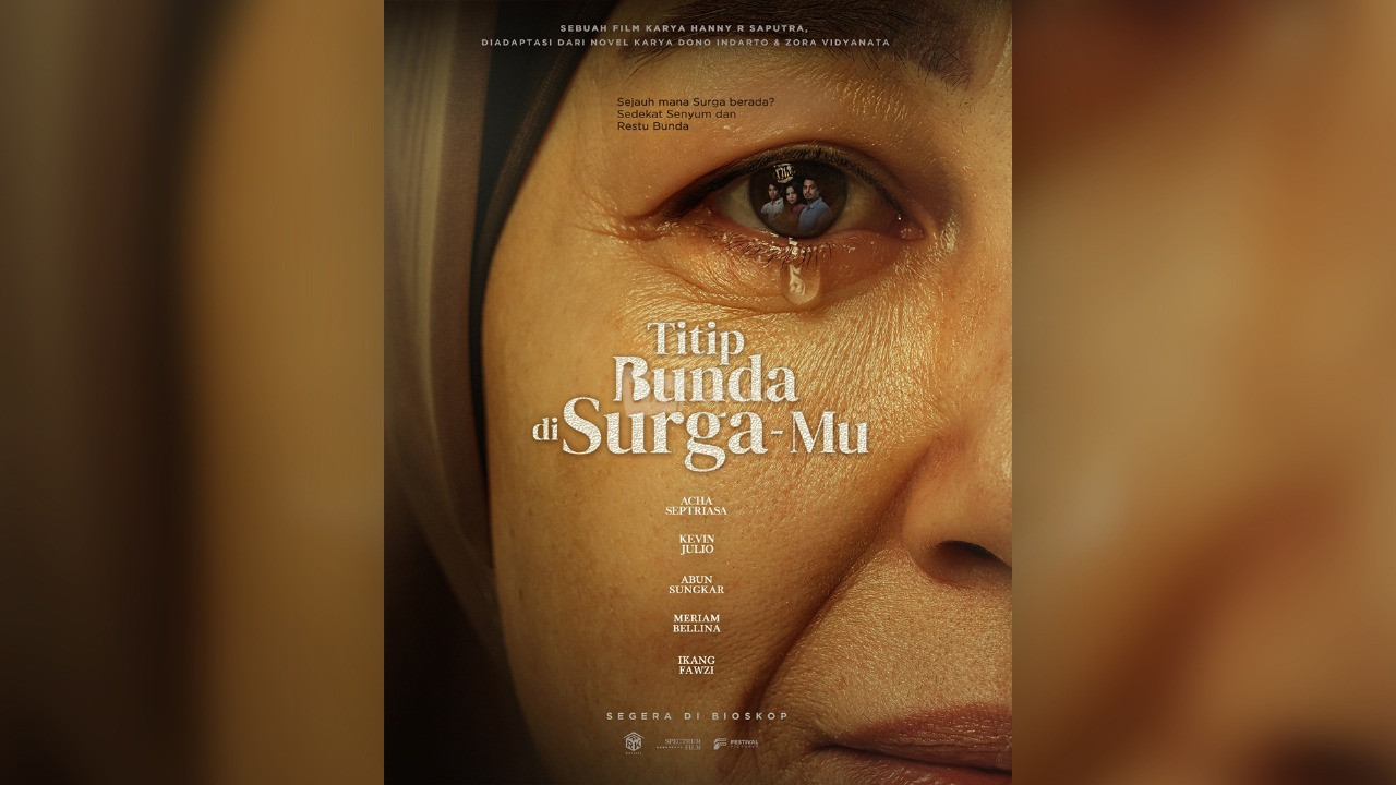 Air mata ibu dalam teaser poster ibu di surga Anda, sebuah film keluarga yang penuh dengan emosi yang siap menggetarkan penonton