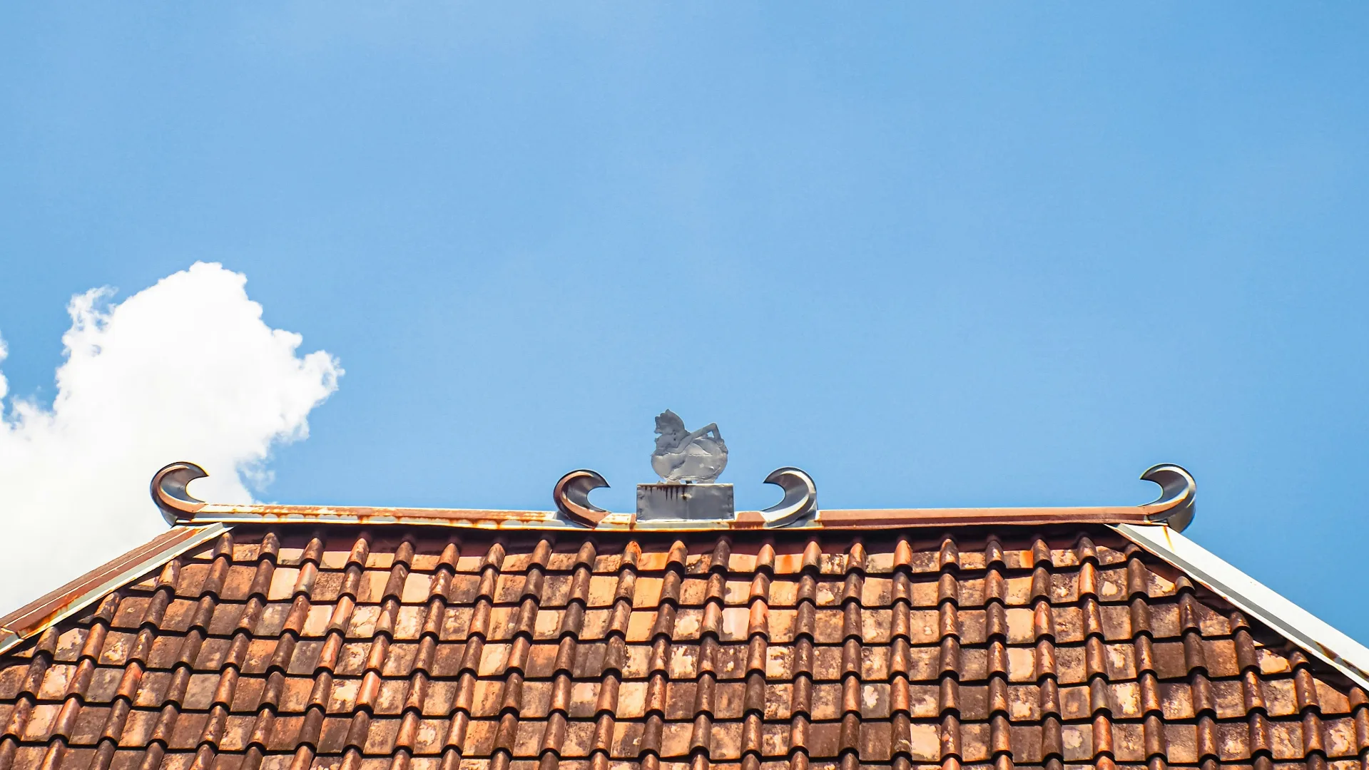 Mengapa Rumah Joglo mulai tergantikan dengan rumah minimalis? Kajian Budaya dan Ekonomi Masyarakat Jawa