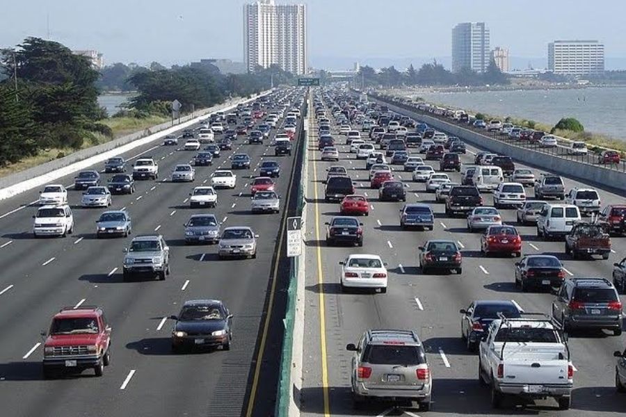 Jadwal Contraflow Tol Cikampek pada Musim Libur Natal 2025/2026