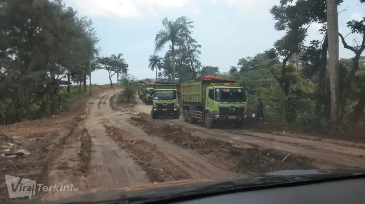 Dugaan Penambangan Ilegal di Bogor Dilaporkan ke Kejari Cibinong